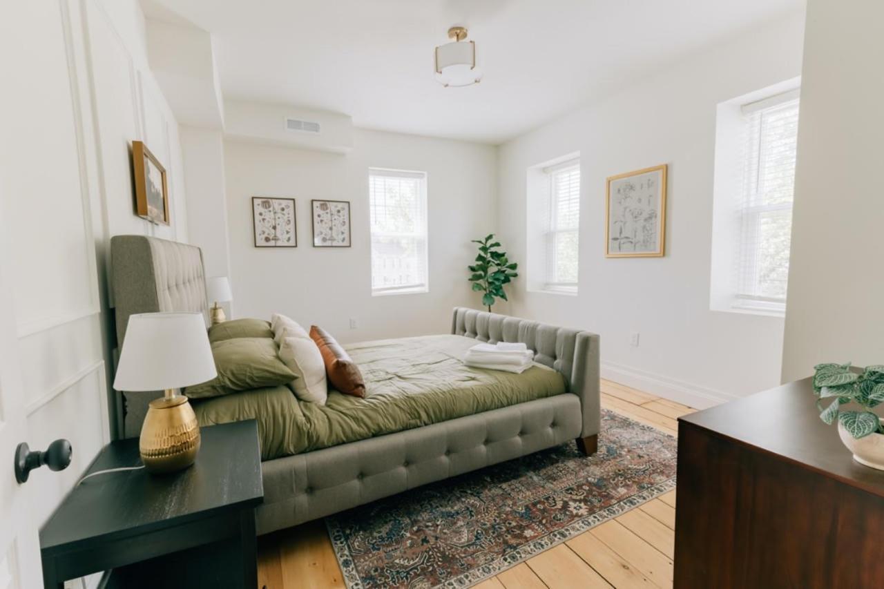 Newly Renovated Vintage Inspired Large 4 Bedroom Home Mount Joy Ngoại thất bức ảnh